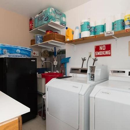 Unique, Convenient, Centrally Located Apartment Kent Kültér fotó