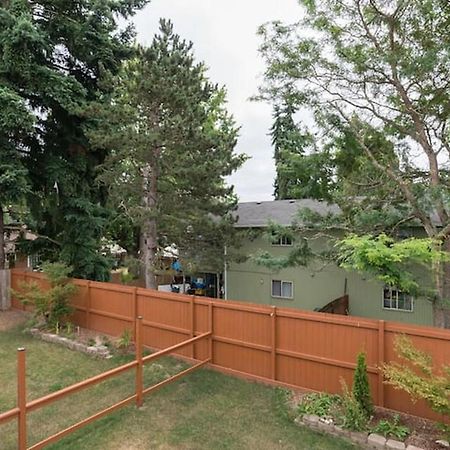 Unique, Convenient, Centrally Located Apartment Kent Kültér fotó